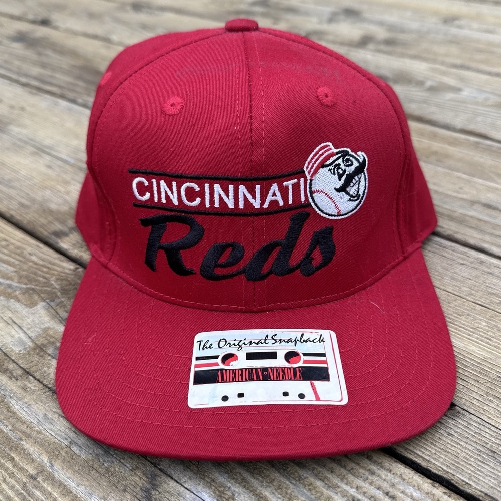 Vintage 90s Cincinnati Reds Snapback Hat MLB Red Cap American Needle